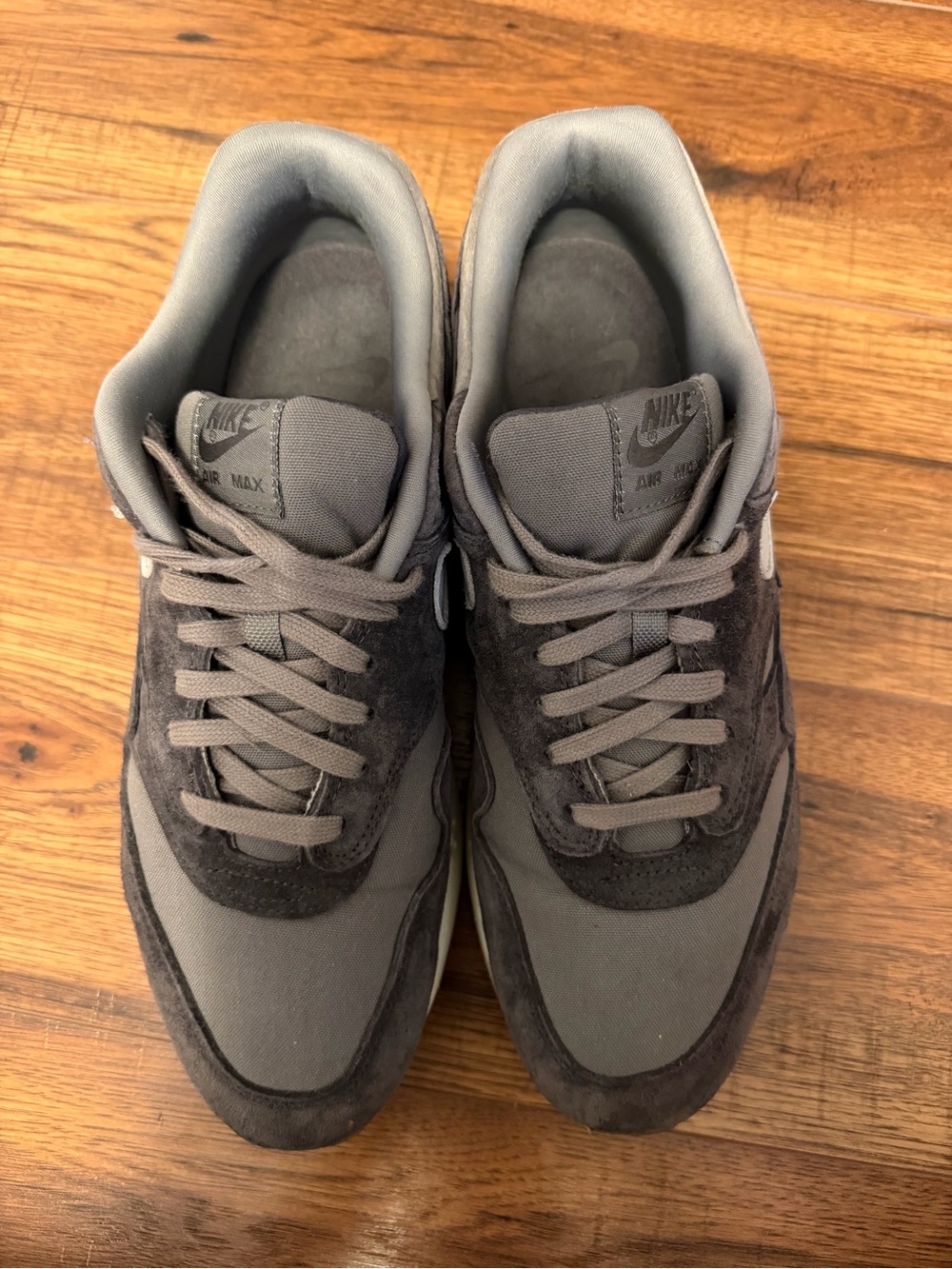 Nike Air Max 1 PRM Grey Suede
